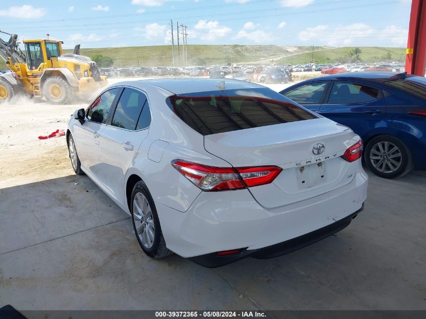 2019 Toyota Camry Le VIN: 4T1B11HK3KU766717 Lot: 39372365