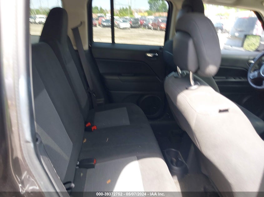 2016 JEEP PATRIOT LATITUDE - 1C4NJRFB8GD596638