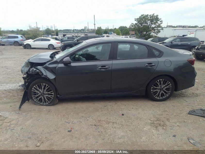 2024 Kia Forte Gt-Line VIN: 3KPF54AD4RE690165 Lot: 39372969