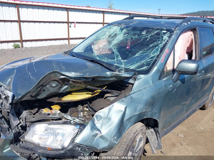 2018 Subaru Forester 2.5I Premium VIN: JF2SJAGCXJH570989 Lot: 39372994