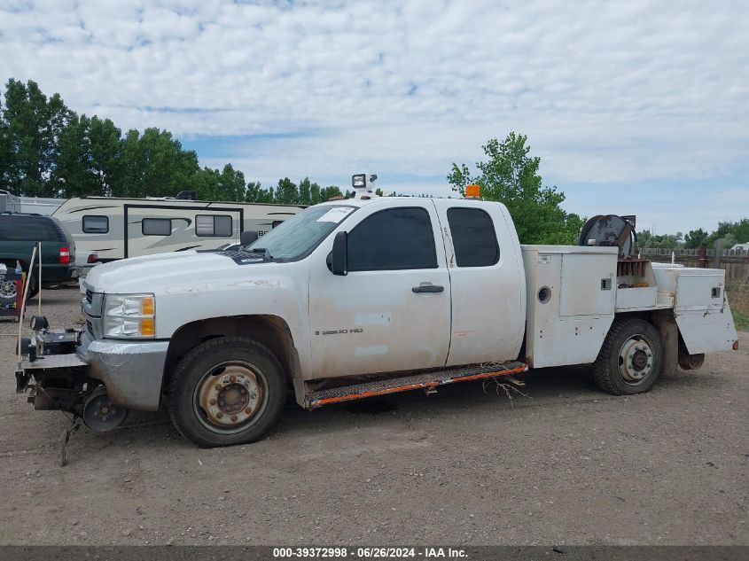 2009 Chevrolet Silverado 3500Hd Work Truck VIN: 1GBHK79K09E139978 Lot: 39372998