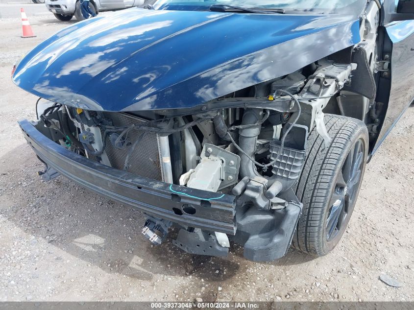 2018 NISSAN SENTRA SR - 3N1AB7AP4JY261953