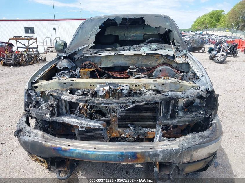 2002 Ford F-150 Lariat/Xlt VIN: 1FTRW08L42KC89623 Lot: 39373229