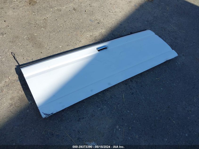 1992 Ford F350 VIN: 2FTJW35M4NCA08117 Lot: 39373390