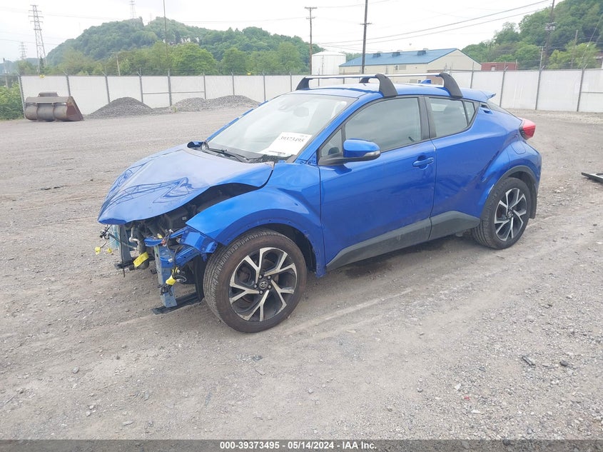 2018 Toyota C-Hr Xle Premium VIN: NMTKHMBX2JR008892 Lot: 39373495