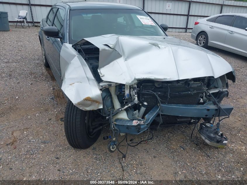 2005 Chrysler 300 VIN: 2C3JA43R05H595569 Lot: 39373548