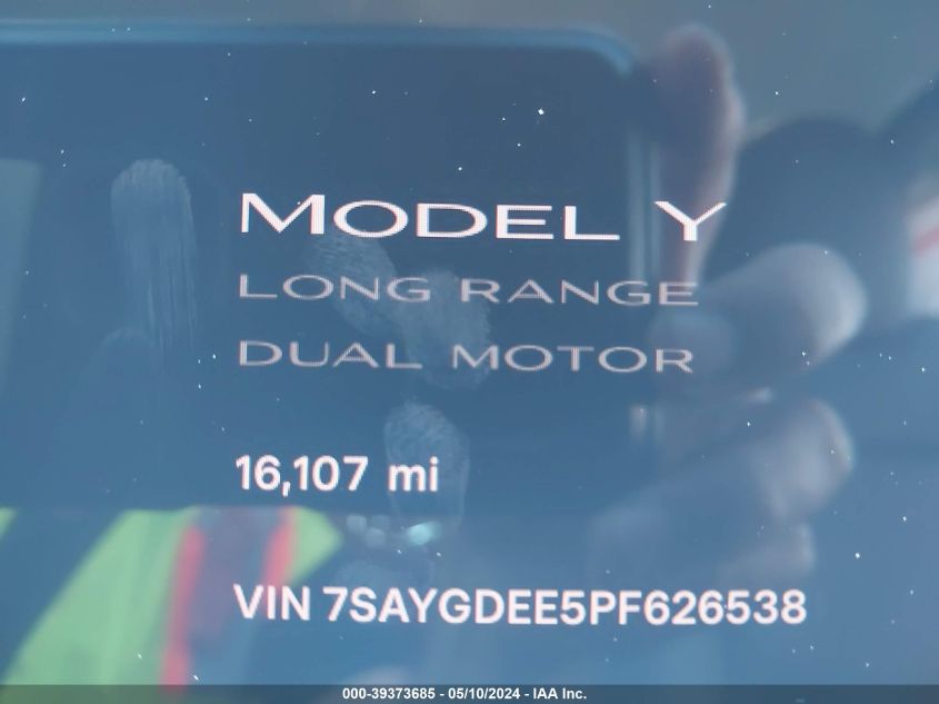 2023 Tesla Model Y Awd/Long Range Dual Motor All-Wheel Drive VIN: 7SAYGDEE5PF626538 Lot: 39373685