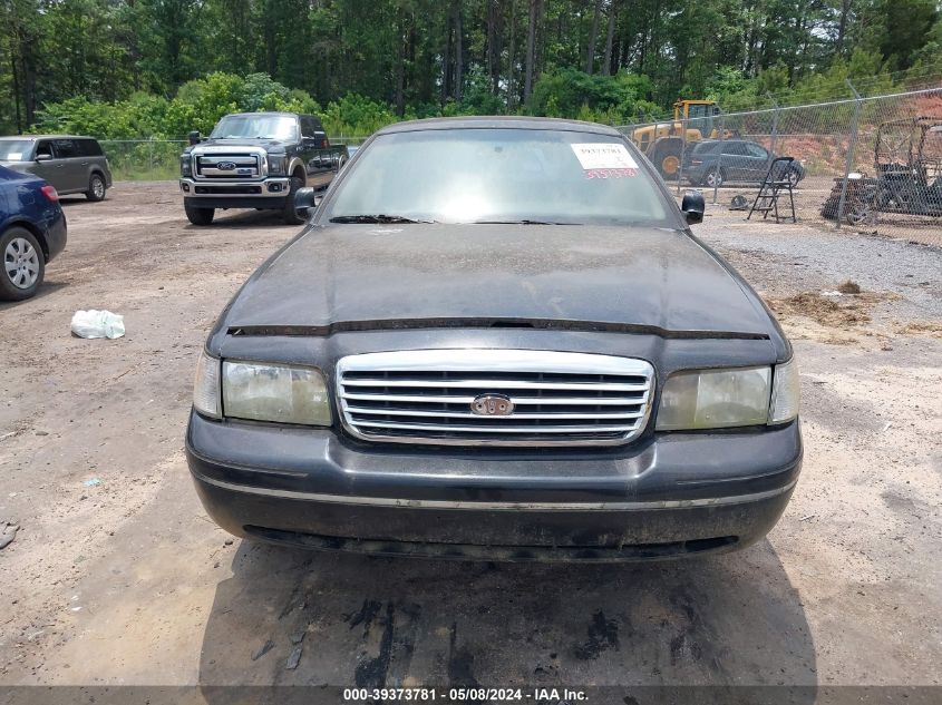 2000 Ford Crown Victoria Police Interceptor VIN: 2FAFP71W7YX164270 Lot: 39373781