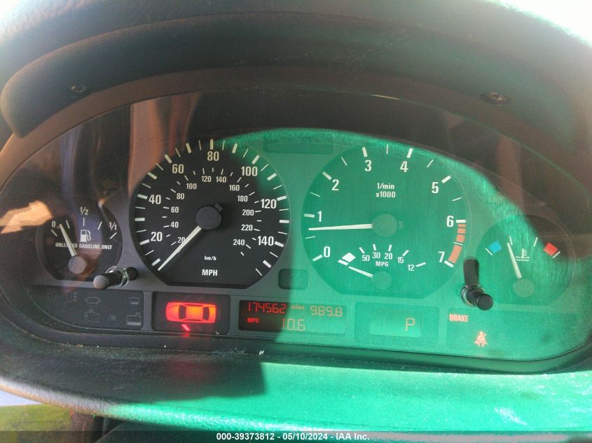 2000 BMW 323I VIN: WBAAM3333YFP67993 Lot: 39373812