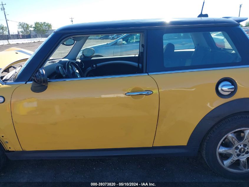 2009 Mini Cooper S VIN: WMWMF73559TW85816 Lot: 39373820
