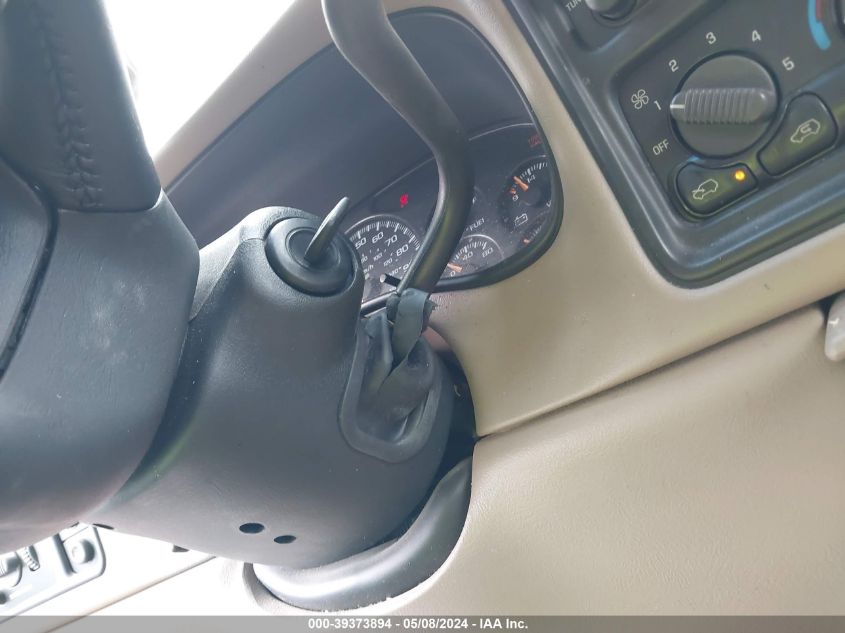 2001 Chevrolet Silverado 1500 Lt VIN: 2GCEC19T711326819 Lot: 39373894