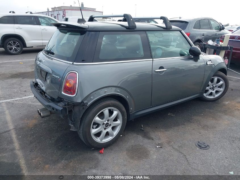 2010 Mini Cooper S VIN: WMWMF7C59ATZ69471 Lot: 39373998