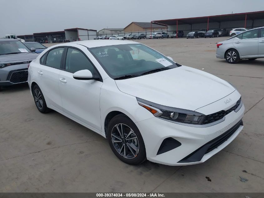 2024 Kia Forte Lxs VIN: 3KPF24AD2RE729666 Lot: 39374034