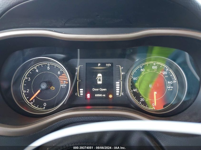 2016 Jeep Cherokee Latitude VIN: 1C4PJLCB8GW243606 Lot: 39374051