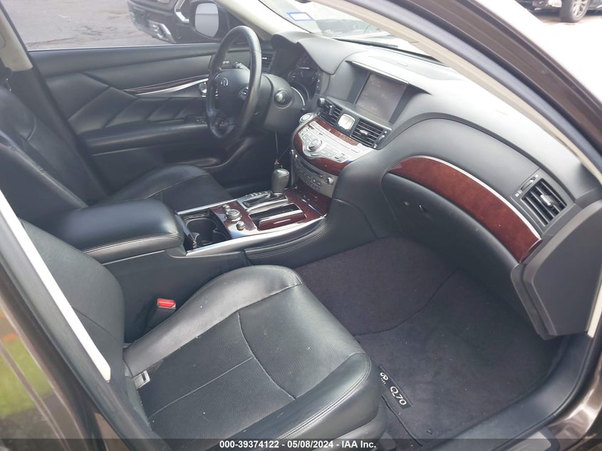 2017 Infiniti Q70 3.7 VIN: JN1BY1AP5HM740959 Lot: 39374122