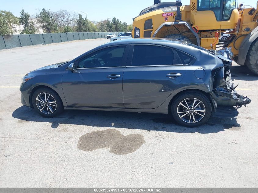 2023 Kia Forte Lxs VIN: 3KPF24AD0PE640045 Lot: 39374191