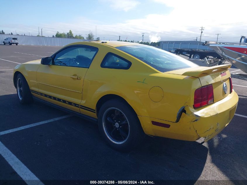 2005 Ford Mustang V6 Deluxe/V6 Premium VIN: 1ZVFT80N155131778 Lot: 39374288