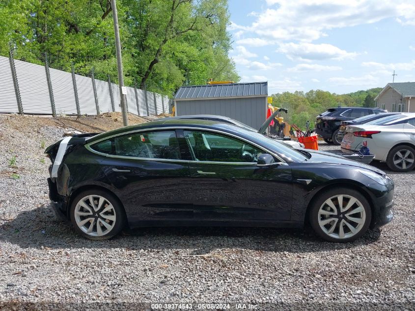 2018 Tesla Model 3 Long Range/Performance VIN: 5YJ3E1EB4JF184733 Lot: 39374543