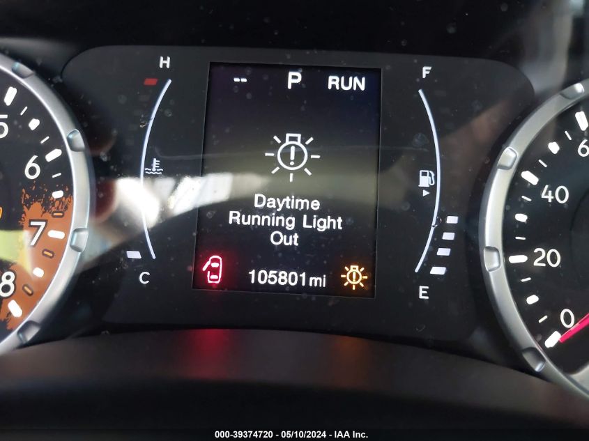 2018 Jeep Renegade Latitude 4X4 VIN: ZACCJBBB2JPH25731 Lot: 39374720