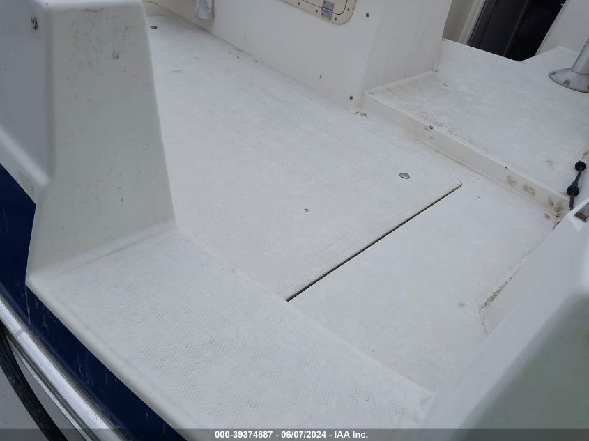 1986 Bayliner Other VIN: BLBA89CDI586 Lot: 39374887