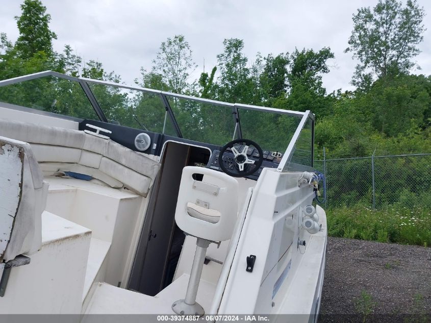 1986 Bayliner Other VIN: BLBA89CDI586 Lot: 39374887