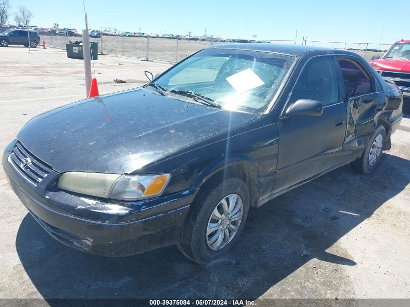 1997 Toyota Camry Le VIN: 4T1BG22K3VU815030 Lot: 39375084