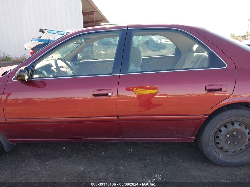 2000 Toyota Camry Le VIN: JT2BG22K3Y0432536 Lot: 39375136