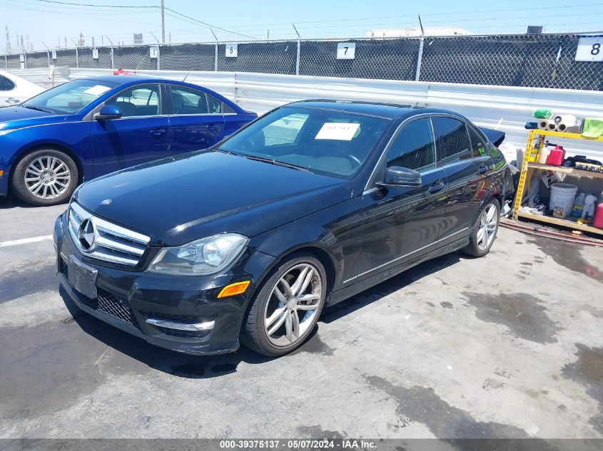 2013 Mercedes-Benz C 250 Luxury/Sport VIN: WDDGF4HB9DA768818 Lot: 39375137