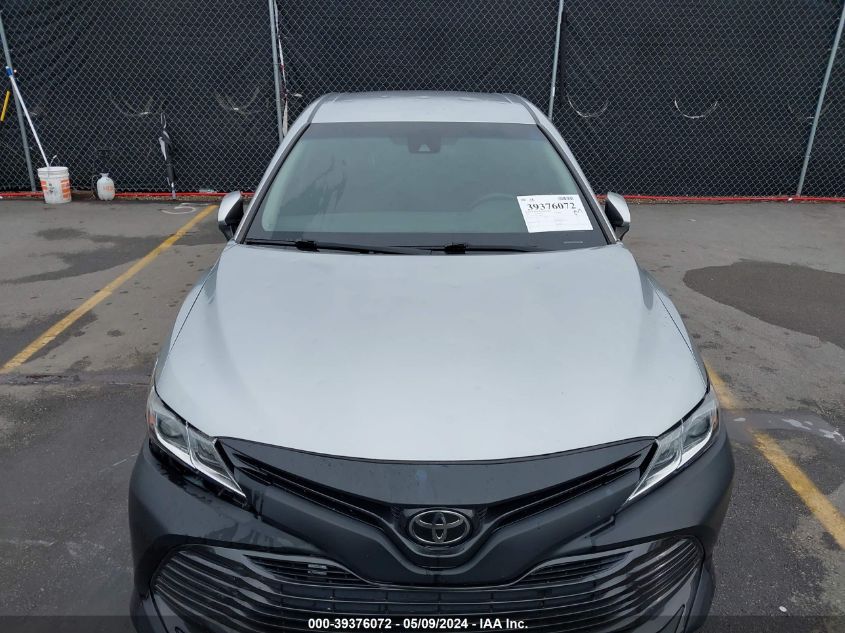 2018 Toyota Camry Le VIN: 4T1B11HK5JU640101 Lot: 39376072