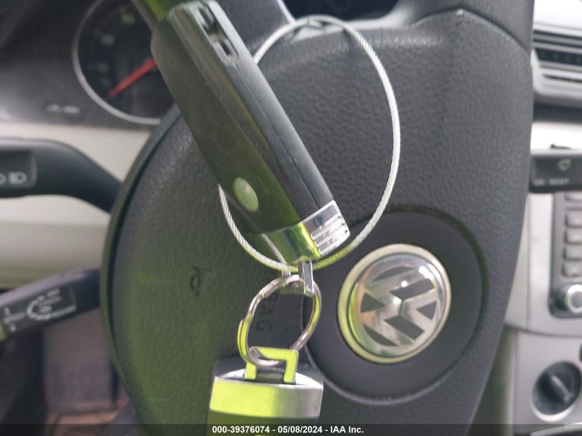 2007 Volkswagen Passat 2.0T VIN: WVWLK73C37E002196 Lot: 39376074