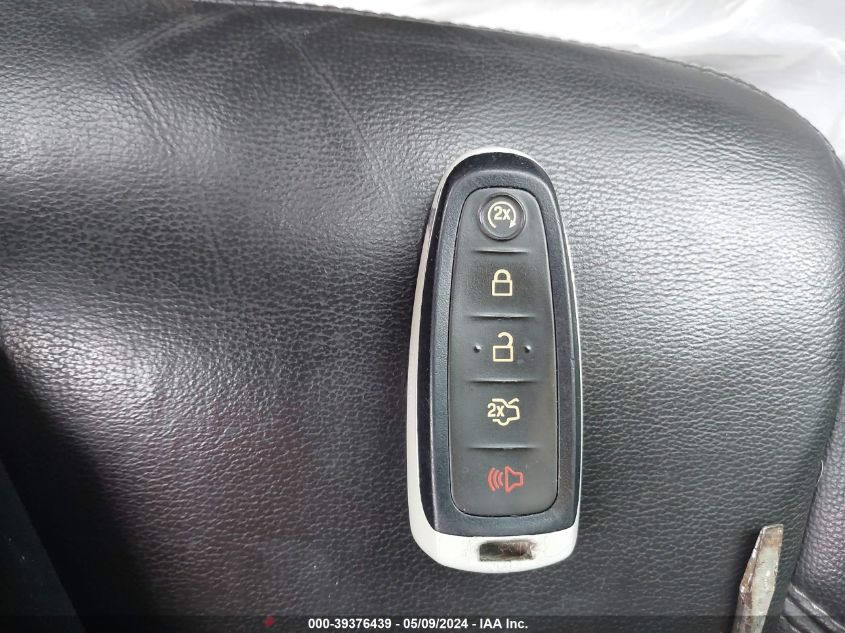 2017 Ford Escape Titanium VIN: 1FMCU0J91HUD82747 Lot: 39376439