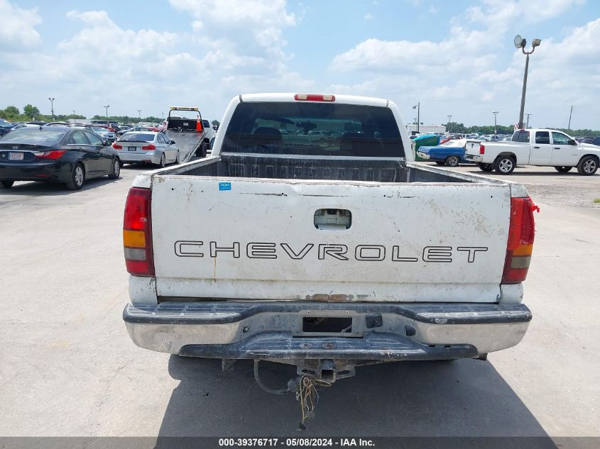 2002 Chevrolet Silverado 1500 VIN: 1GCEK19VX2E256415 Lot: 39376717