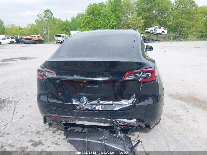 2022 Tesla Model Y Performance Dual Motor All-Wheel Drive VIN: 7SAYGDEFXNF545847 Lot: 39376818