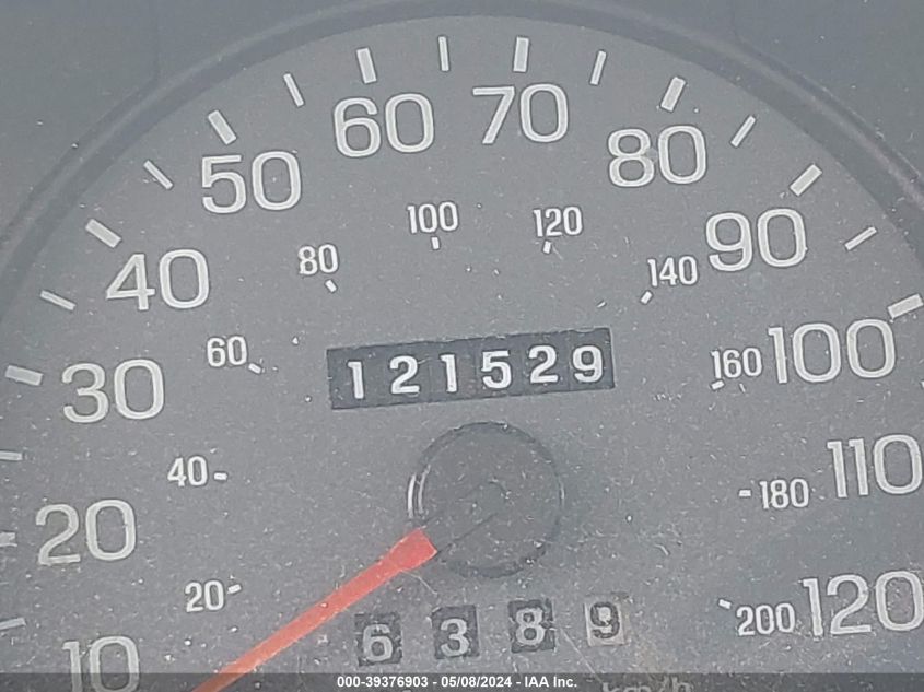 2004 Mercury Grand Marquis Gs VIN: 2MEFM74W24X680009 Lot: 39376903