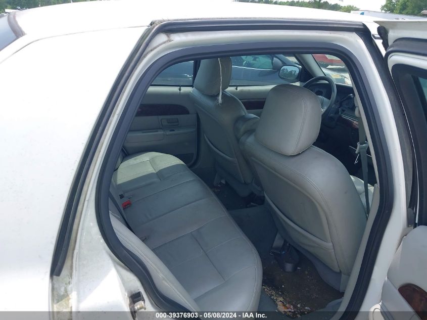 2004 Mercury Grand Marquis Gs VIN: 2MEFM74W24X680009 Lot: 39376903