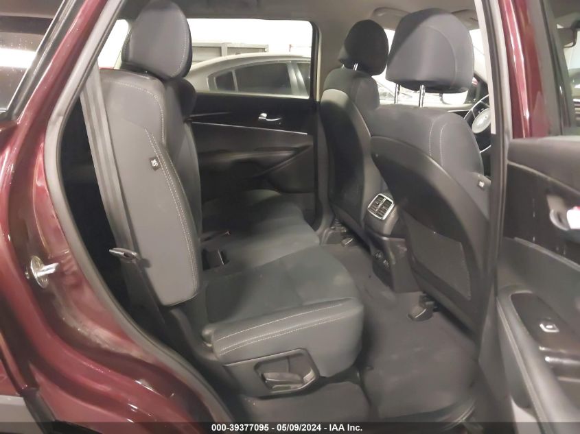 2017 Kia Sorento 3.3L Lx VIN: 5XYPGDA50HG326740 Lot: 39377095