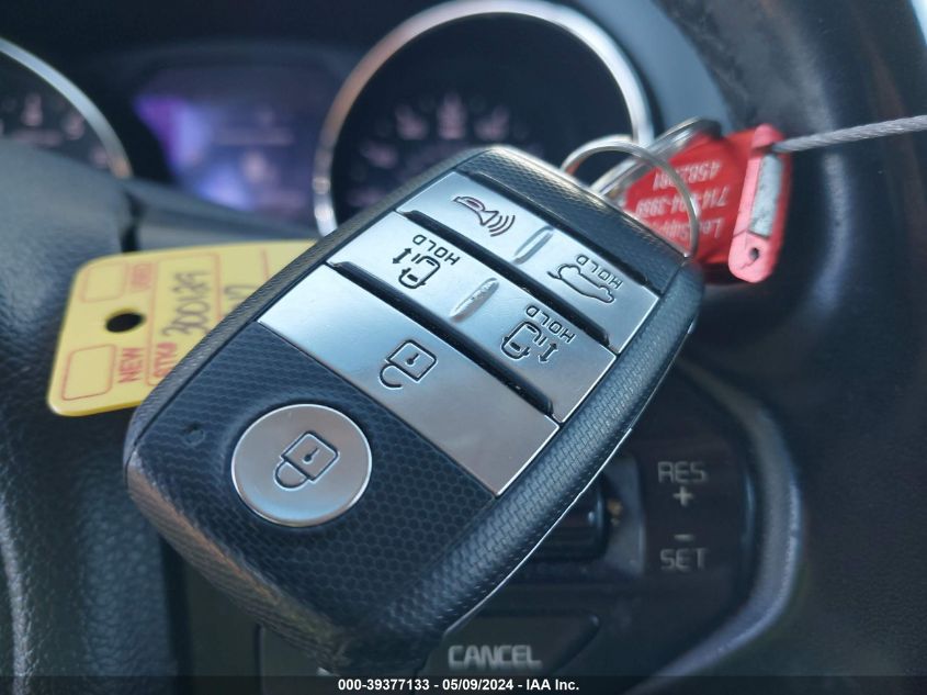 2017 KIA SEDONA LX - KNDMB5C10H6314625