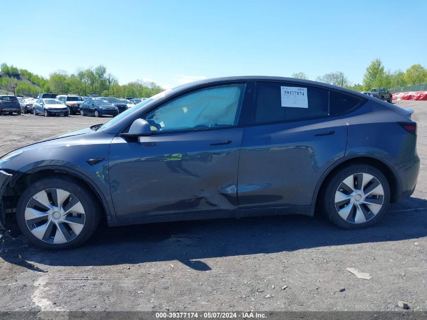 2020 Tesla Model Y Long Range Dual Motor All-Wheel Drive/Performance Dual Motor All-Wheel Drive VIN: 5YJYGDEF3LF011860 Lot: 39377174