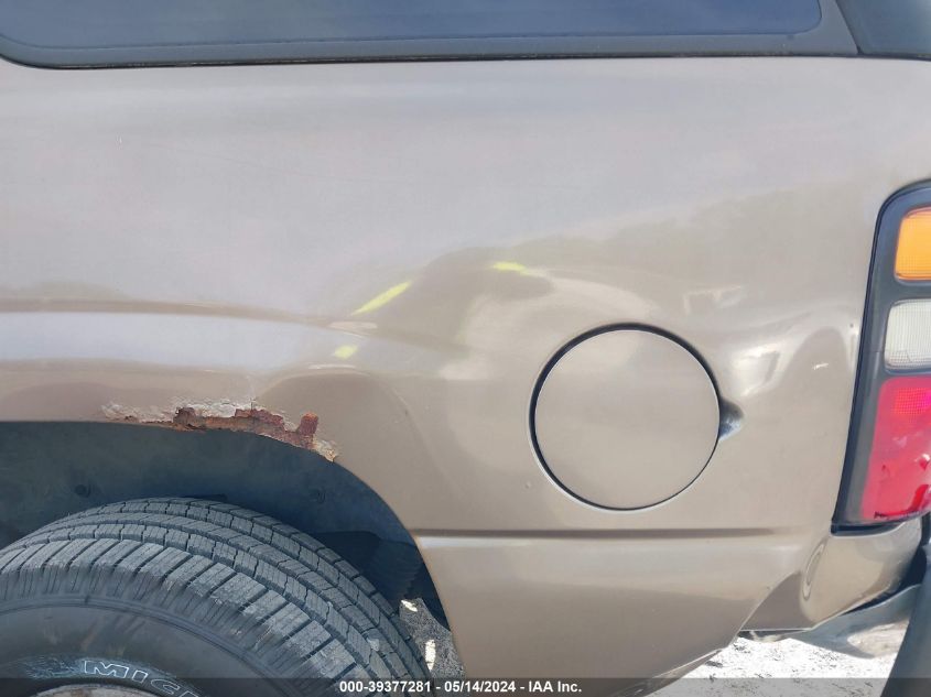 2004 Chevrolet Tahoe Ls VIN: 1GNEC13V54J301803 Lot: 39377281