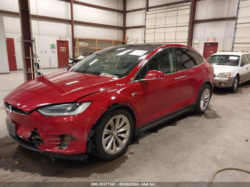 2018 Tesla Model X 100D/75D/P100D VIN: 5YJXCDE2XJF103906 Lot: 39377341