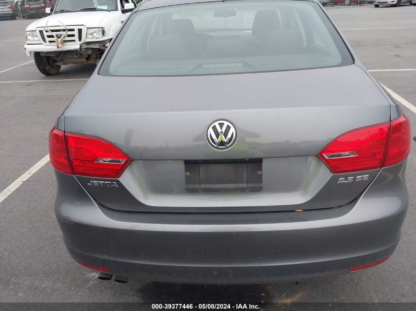 2013 Volkswagen Jetta 2.5L Se VIN: 3VWDX7AJ2DM450410 Lot: 39377446