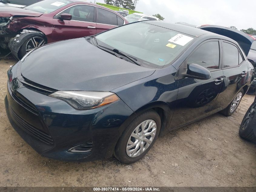 2018 Toyota Corolla Le VIN: 5YFBURHE3JP825250 Lot: 39377474