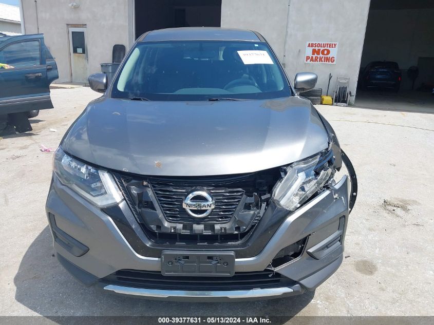 2017 Nissan Rogue S VIN: JN8AT2MV4HW004286 Lot: 39377631