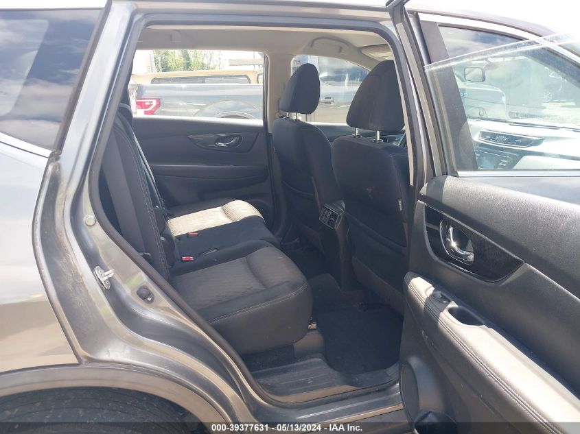 2017 Nissan Rogue S VIN: JN8AT2MV4HW004286 Lot: 39377631