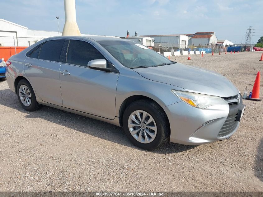 2017 Toyota Camry Le/Se/Xle/Xse VIN: 4T1BF1FK5HU641568 Lot: 39377641