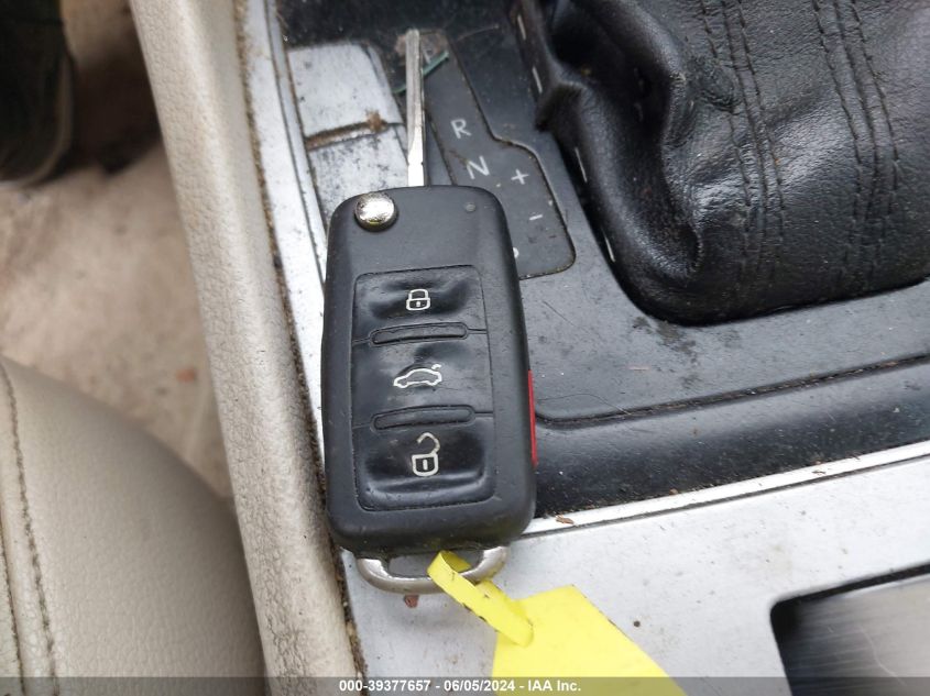 2012 Volkswagen Passat 2.5L Se VIN: 1VWBP7A32CC072579 Lot: 39377657