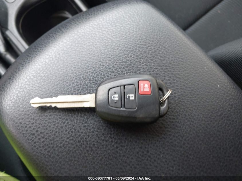 2016 TOYOTA RAV4 LE - JTMBFREV4GJ098793