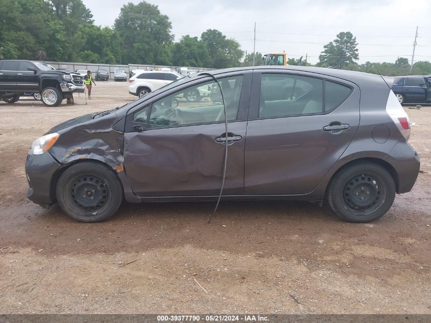 2013 Toyota Prius C One VIN: JTDKDTB3XD1555639 Lot: 39377790