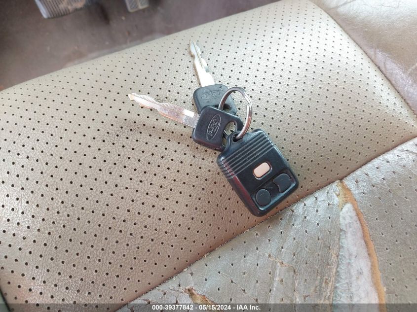 2001 Ford F-350 Lariat/Xl/Xlt VIN: 1FTWW32F41EC57176 Lot: 39377842