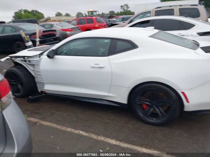 2018 Chevrolet Camaro Zl1 VIN: 1G1FJ1R68J0157466 Lot: 39377883